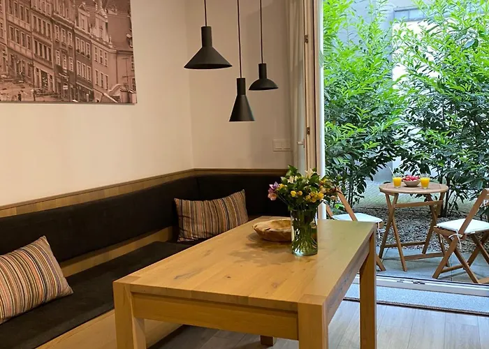 Officyna Apartment *